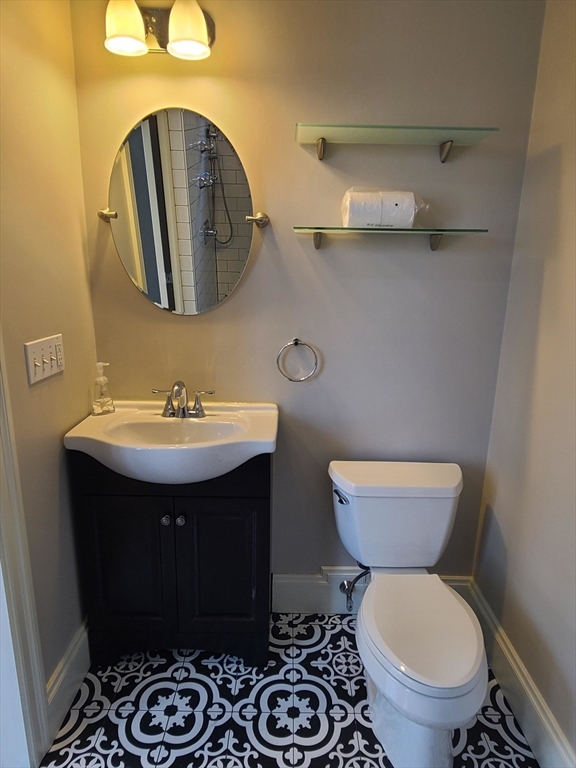 354 Dorchester St # 3