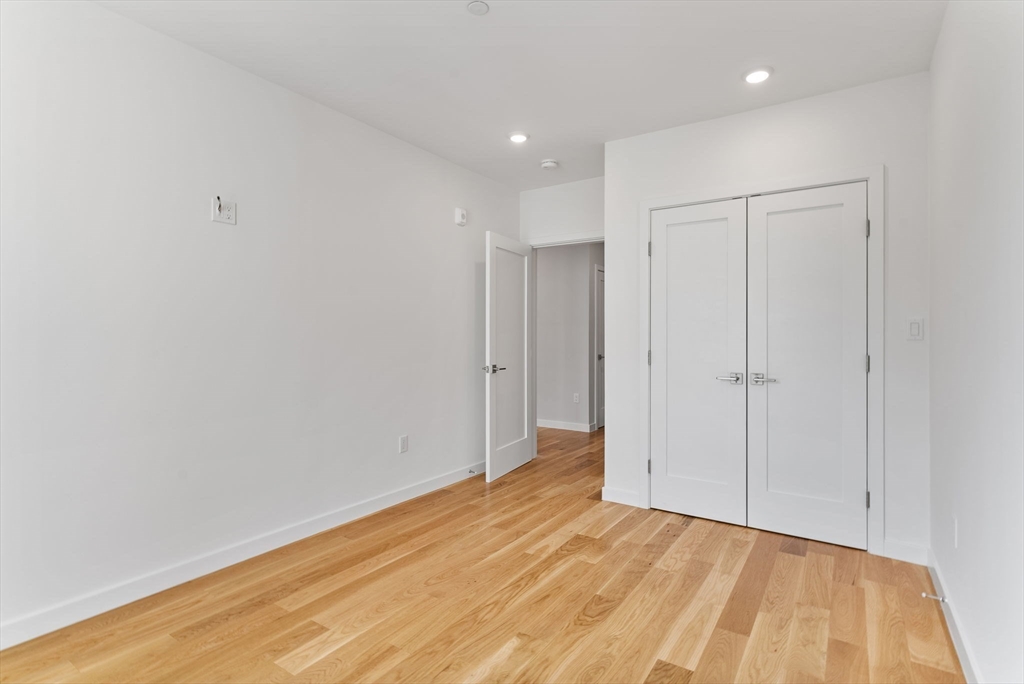 267 Old Colony Avenue # 24