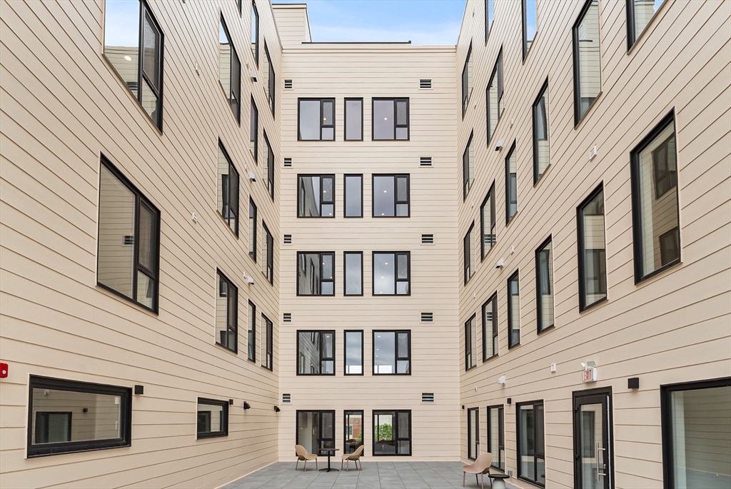 267 Old Colony Avenue # 24