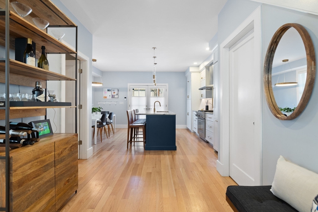 424-430 W 4th St # 428