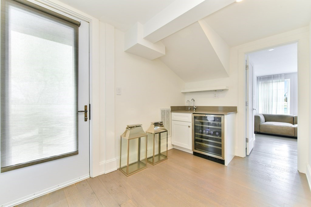 945 East Broadway # 7