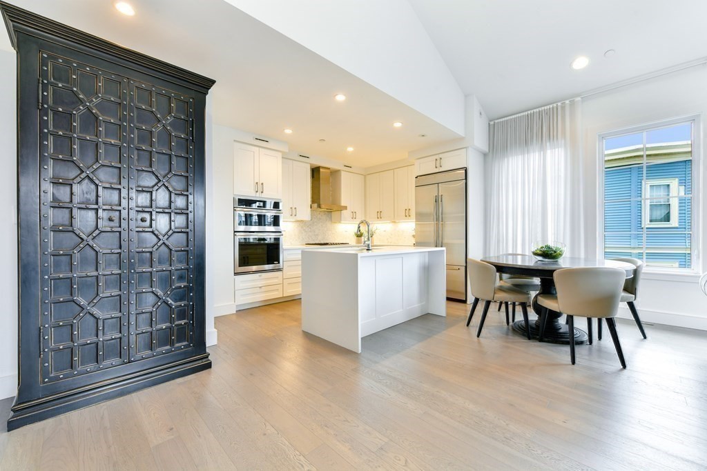 945 East Broadway # 7