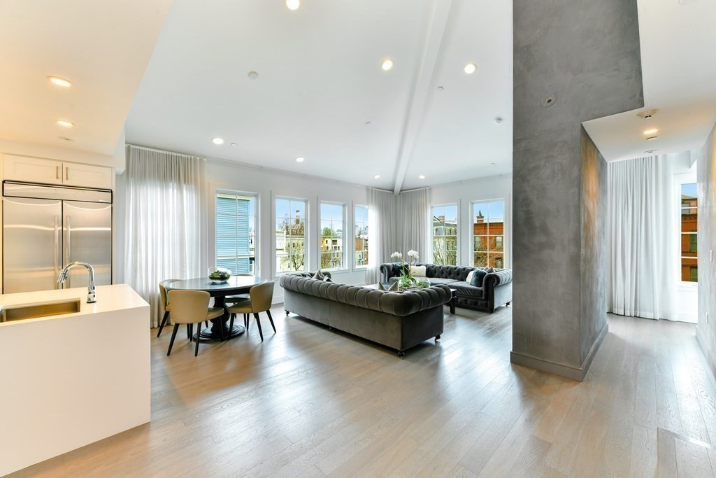 945 East Broadway # 7