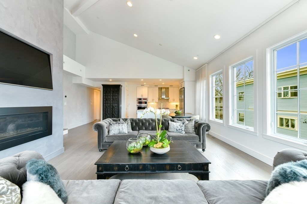 945 East Broadway # 7