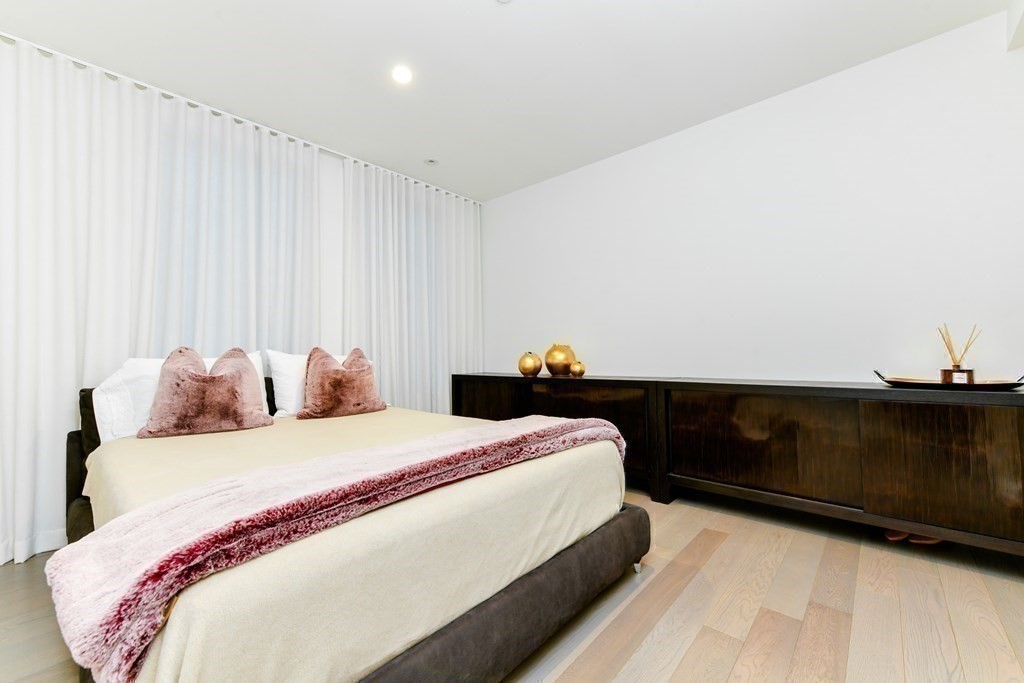 945 East Broadway # 7