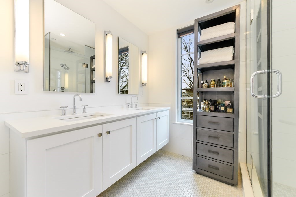 945 East Broadway # 7