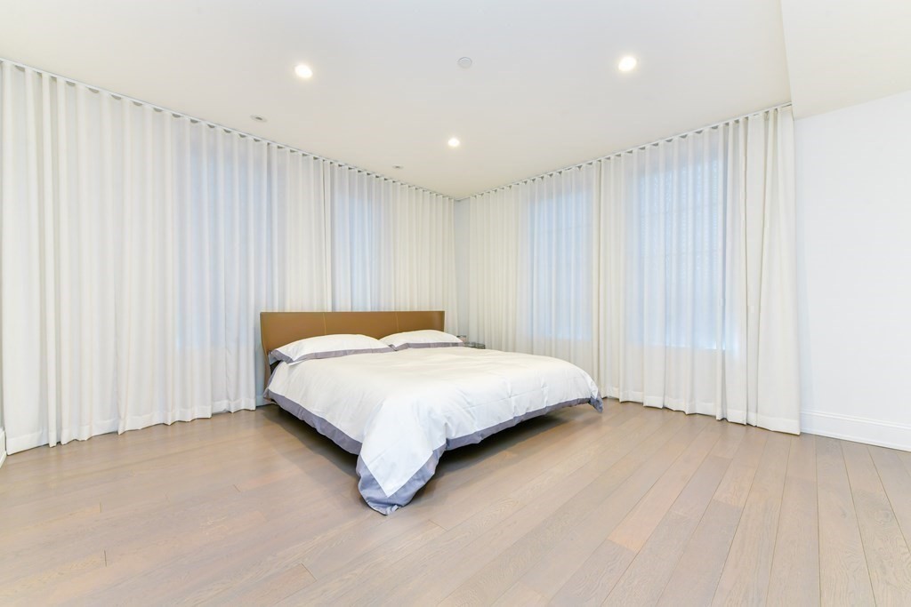 945 East Broadway # 7