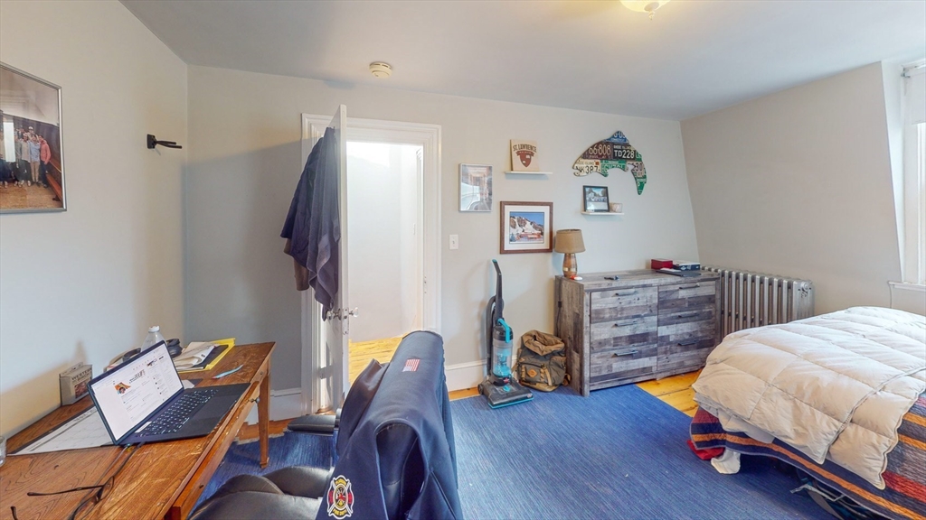 58 P St # 1
