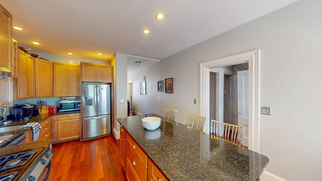 58 P St # 1
