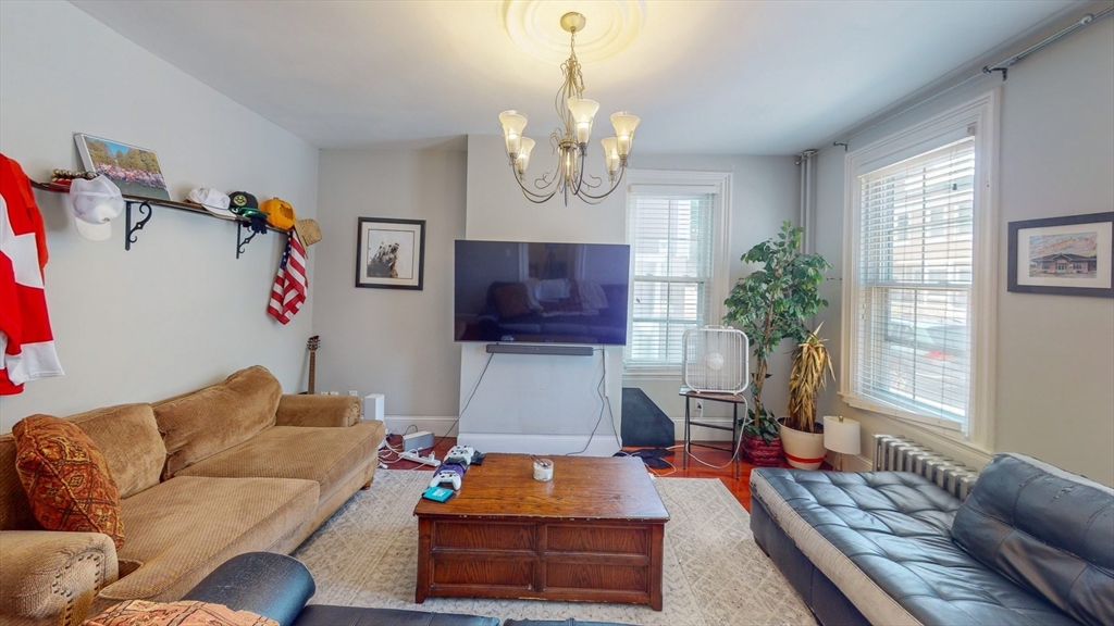 58 P St # 1