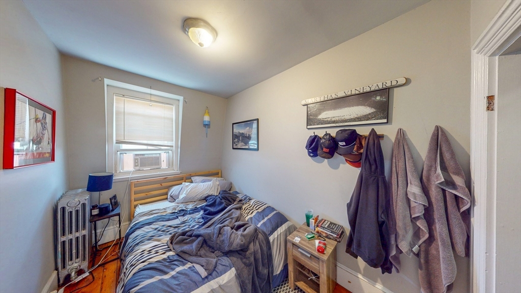 58 P St # 1