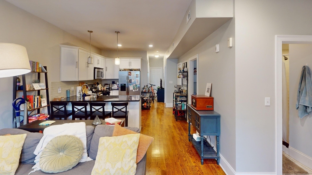 60 Boylston St. # 1