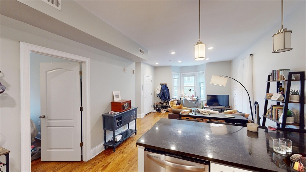 60 Boylston St. # 1