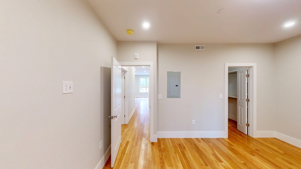 509 E 5th # 1