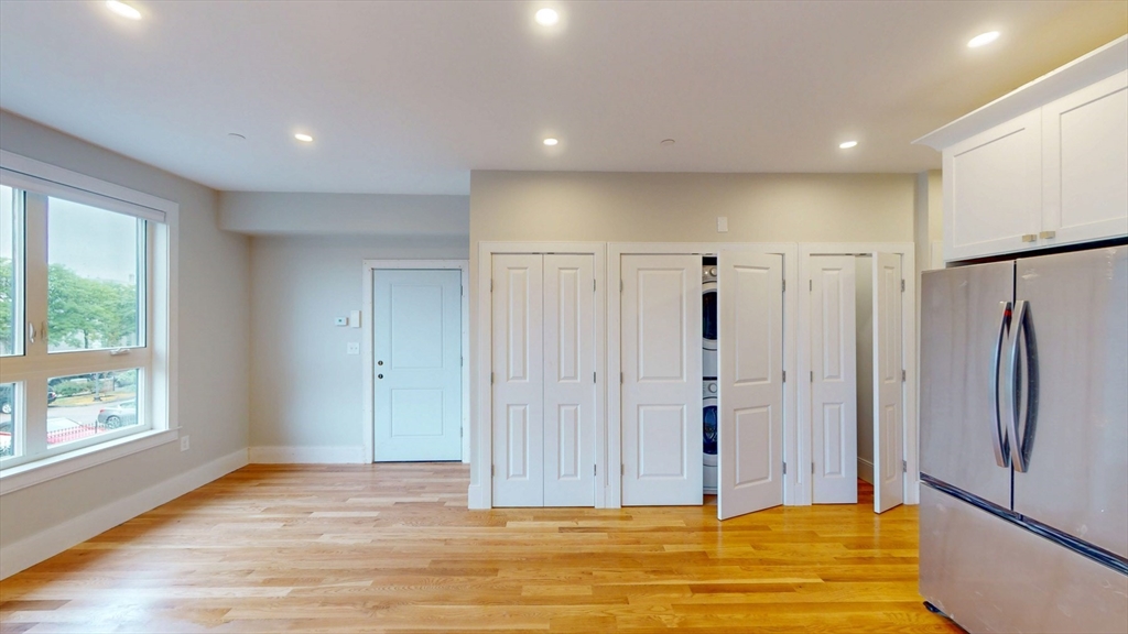 509 E 5th # 1