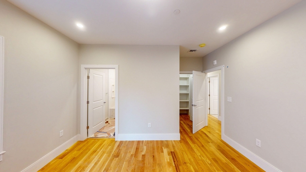 509 E 5th # 1