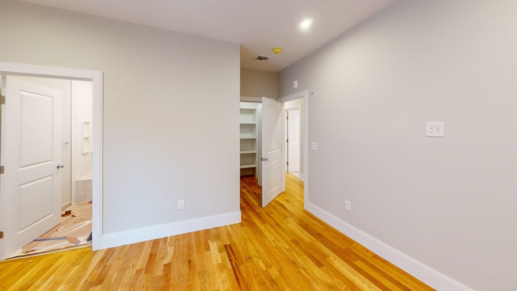 509 E 5th # 1