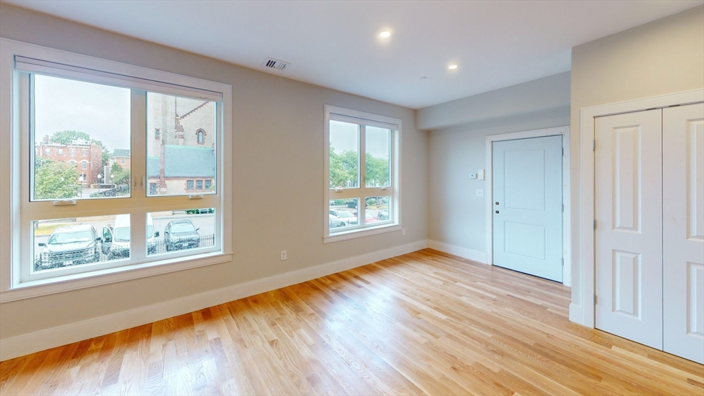 509 E 5th # 1