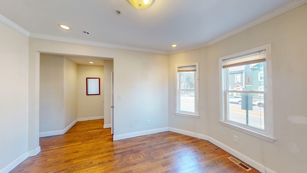 180 Dorchester St # 1