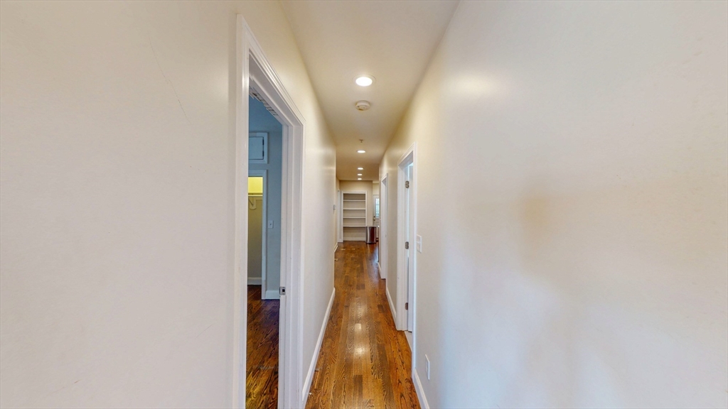 180 Dorchester St # 1