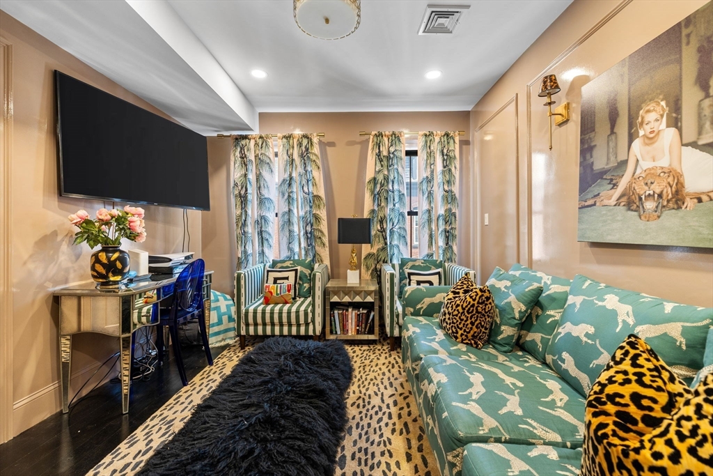 11 Beckler Ave Unit: SFR