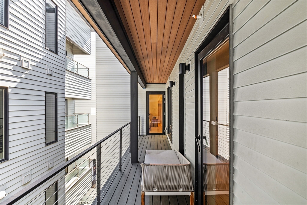 33 A St. # 404