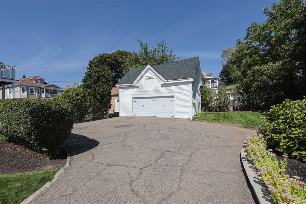 107 Minot St