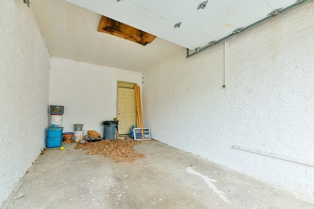 404R K St