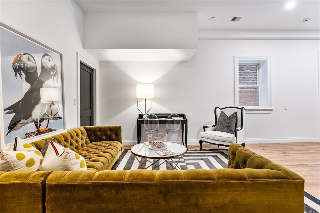 520 East Broadway # 1