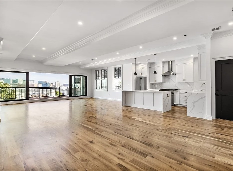 520 East Broadway # 2