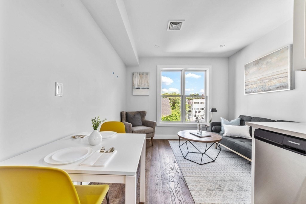 221 Paris Street # 1