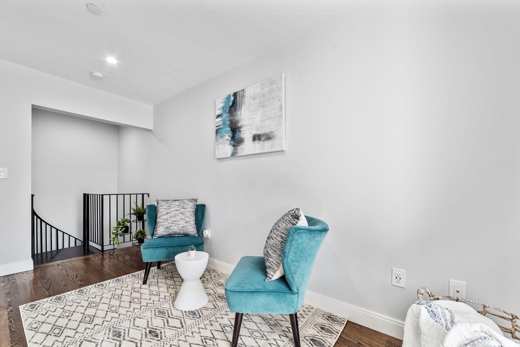 221 Paris Street # 1