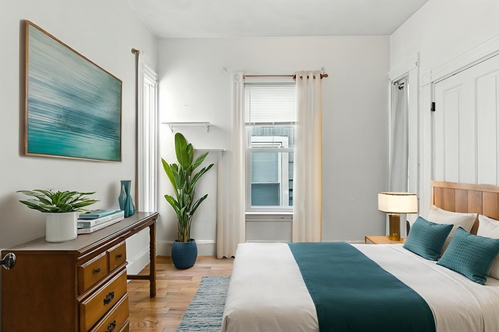647 East Third # 1, Boston Unit: 1