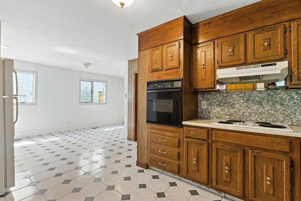 647 East Third # 1, Boston Unit: 1