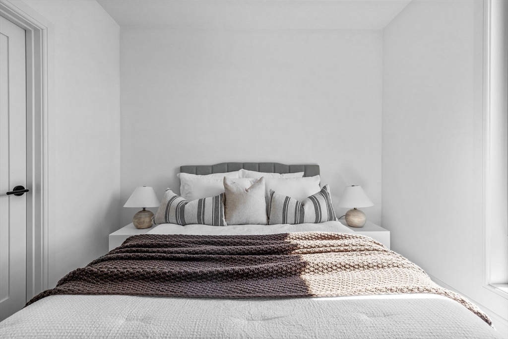 33 A Street # 404 Unit: #404