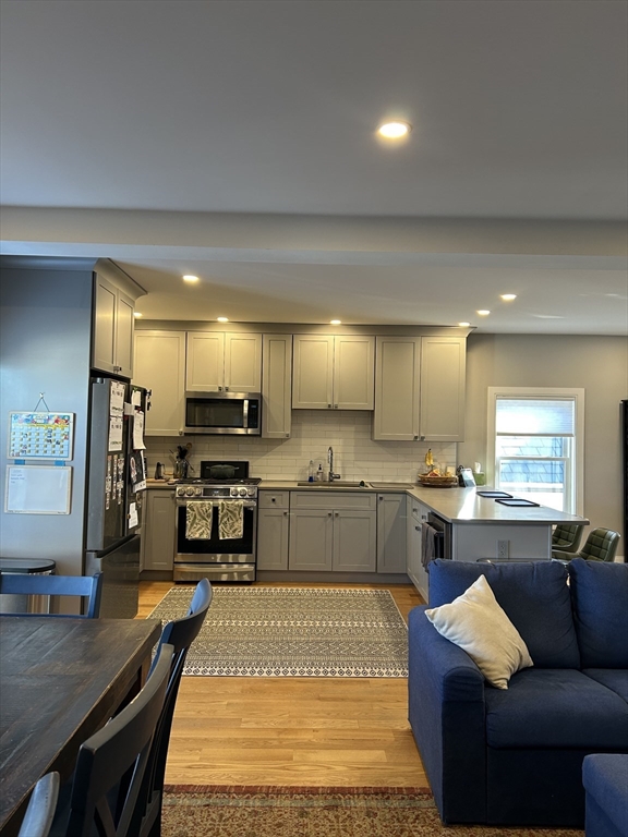 319 Washington St. # 3