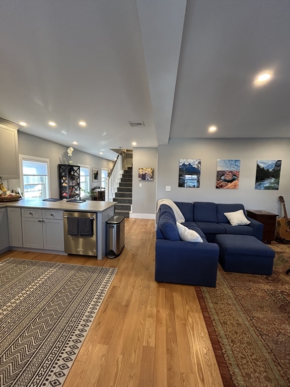 319 Washington St. # 3