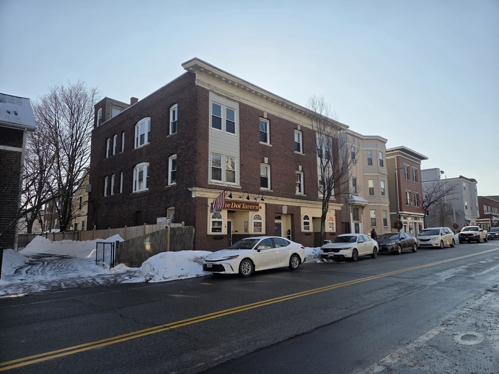 840-842A Dorchester Ave