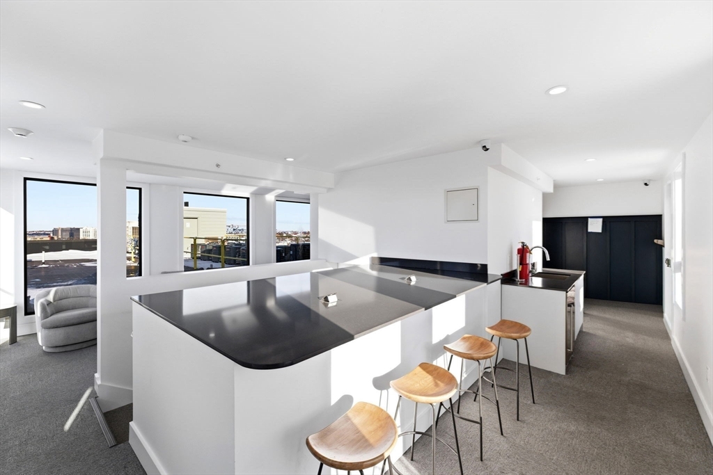 472 W Broadway # 201