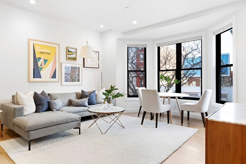 472 W Broadway # 201