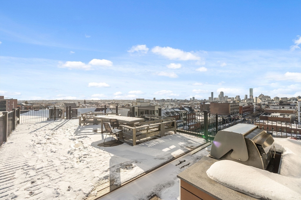 472 W Broadway # 201