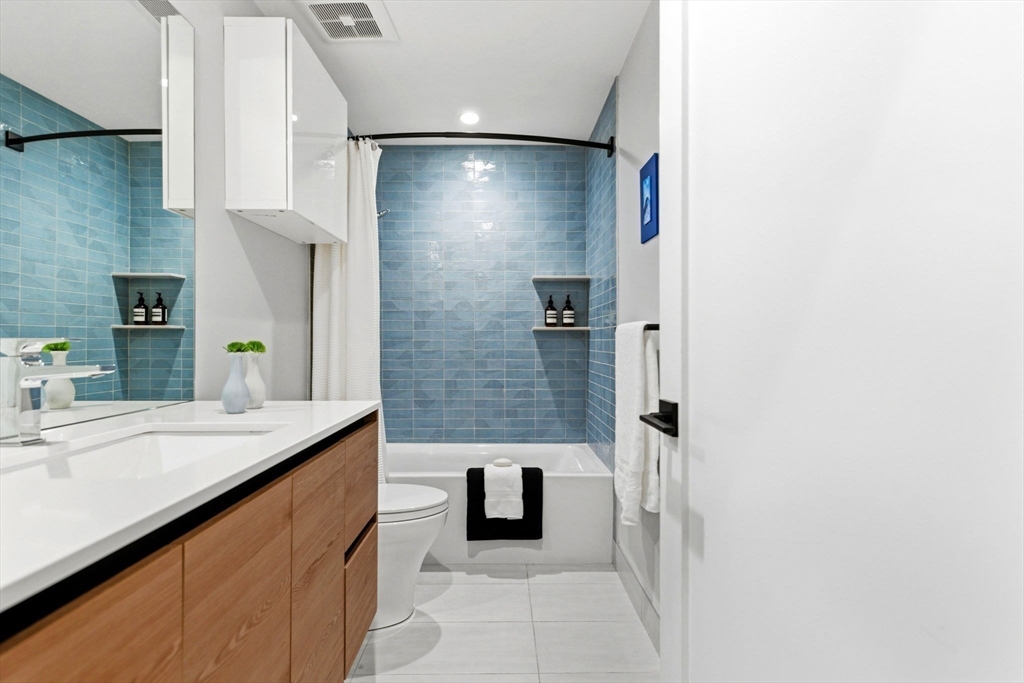 472 W Broadway # 201