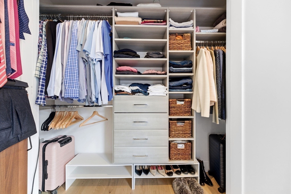 472 W Broadway # 201