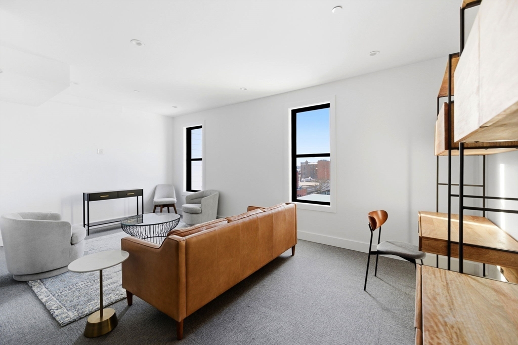 472 W Broadway # 201