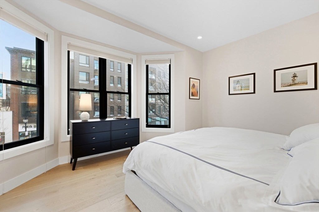 472 W Broadway # 201