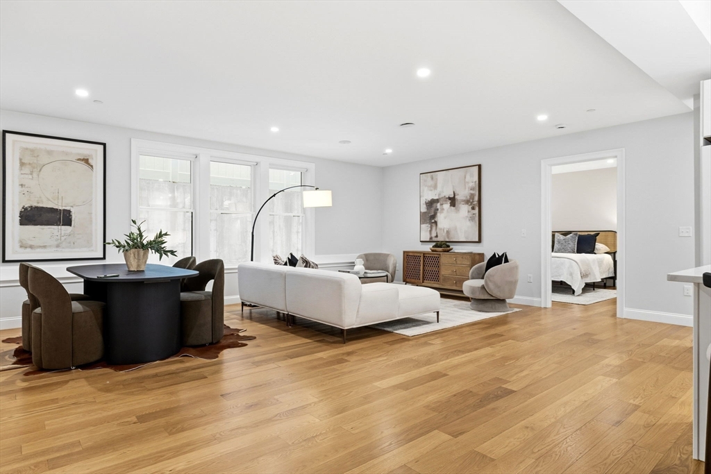 40 Westmoreland Street # 5