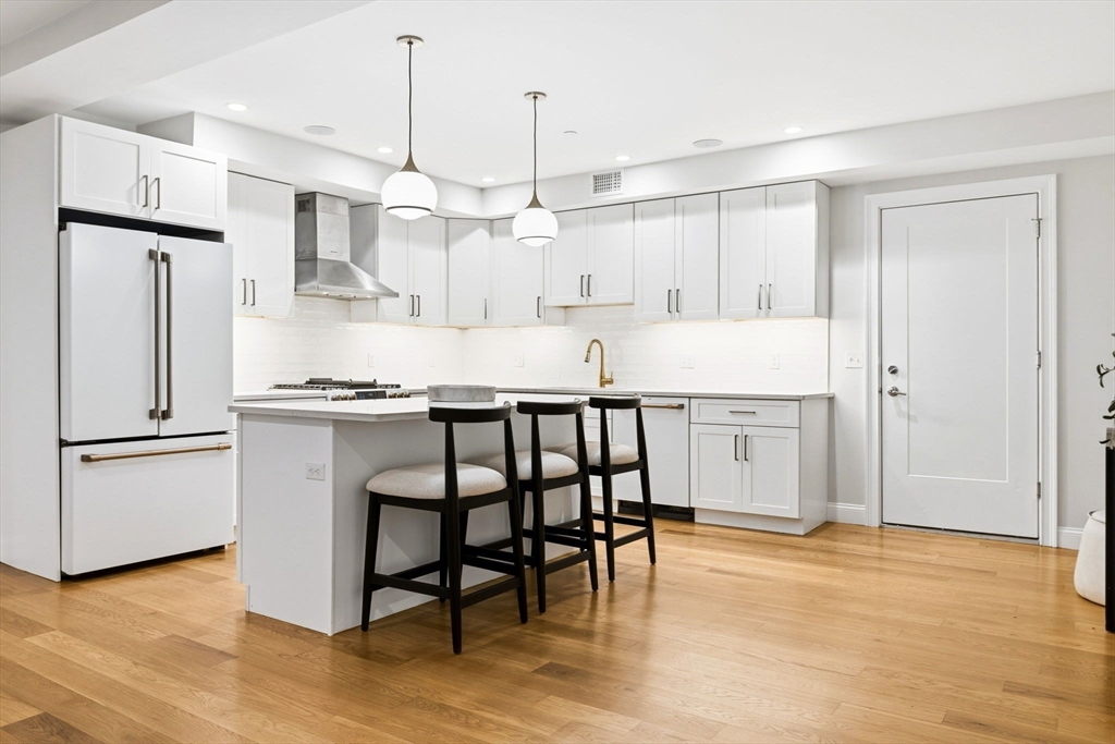 40 Westmoreland Street # 5