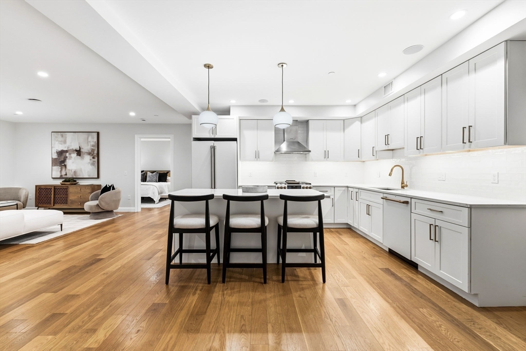 40 Westmoreland Street # 5