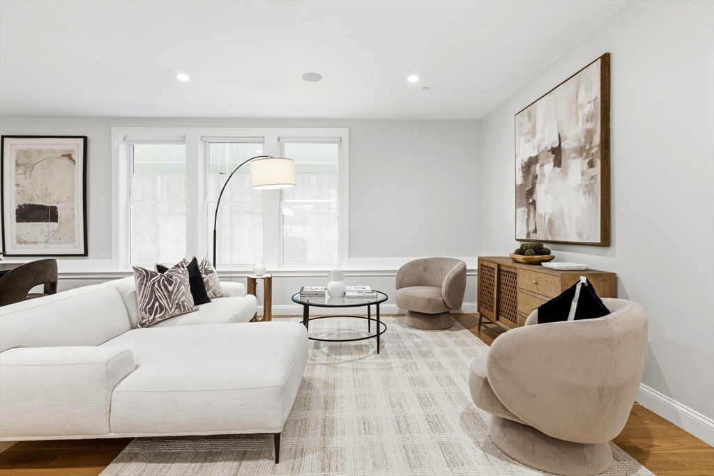 40 Westmoreland Street # 5