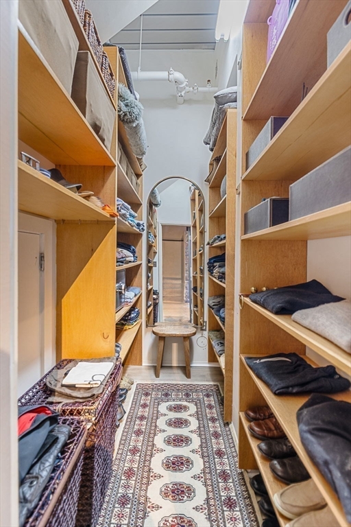 27 Wareham Street Unit: Penthouse